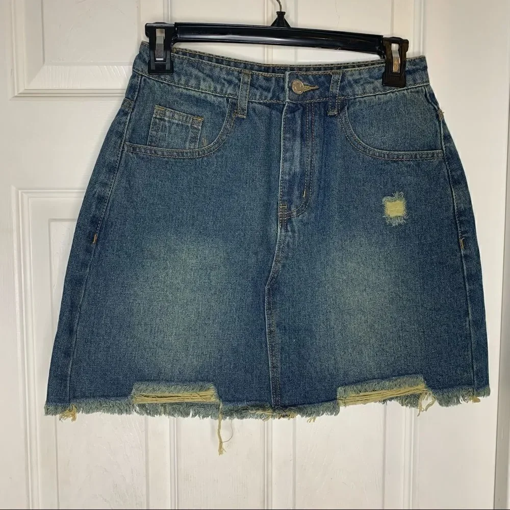 Missguided Ripped Aline Jean Skirt Raw Hem Size 4